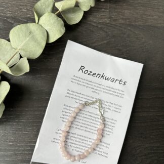 Rozenkwarts armband