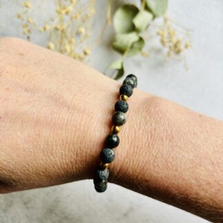 Labradoriet, lavasteen en hematiet natuurstenen armband