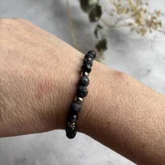Labradoriet & lavasteen armband
